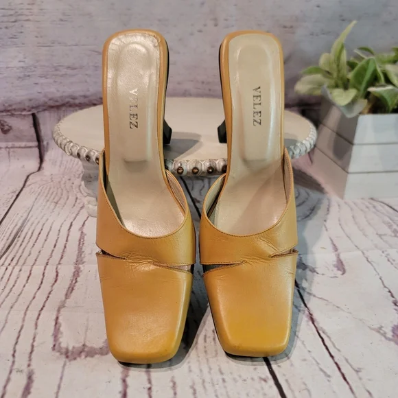 Velez Women's Camal Mustard Heeled Mules Size 36 / US 6 - Picture 3 of 13